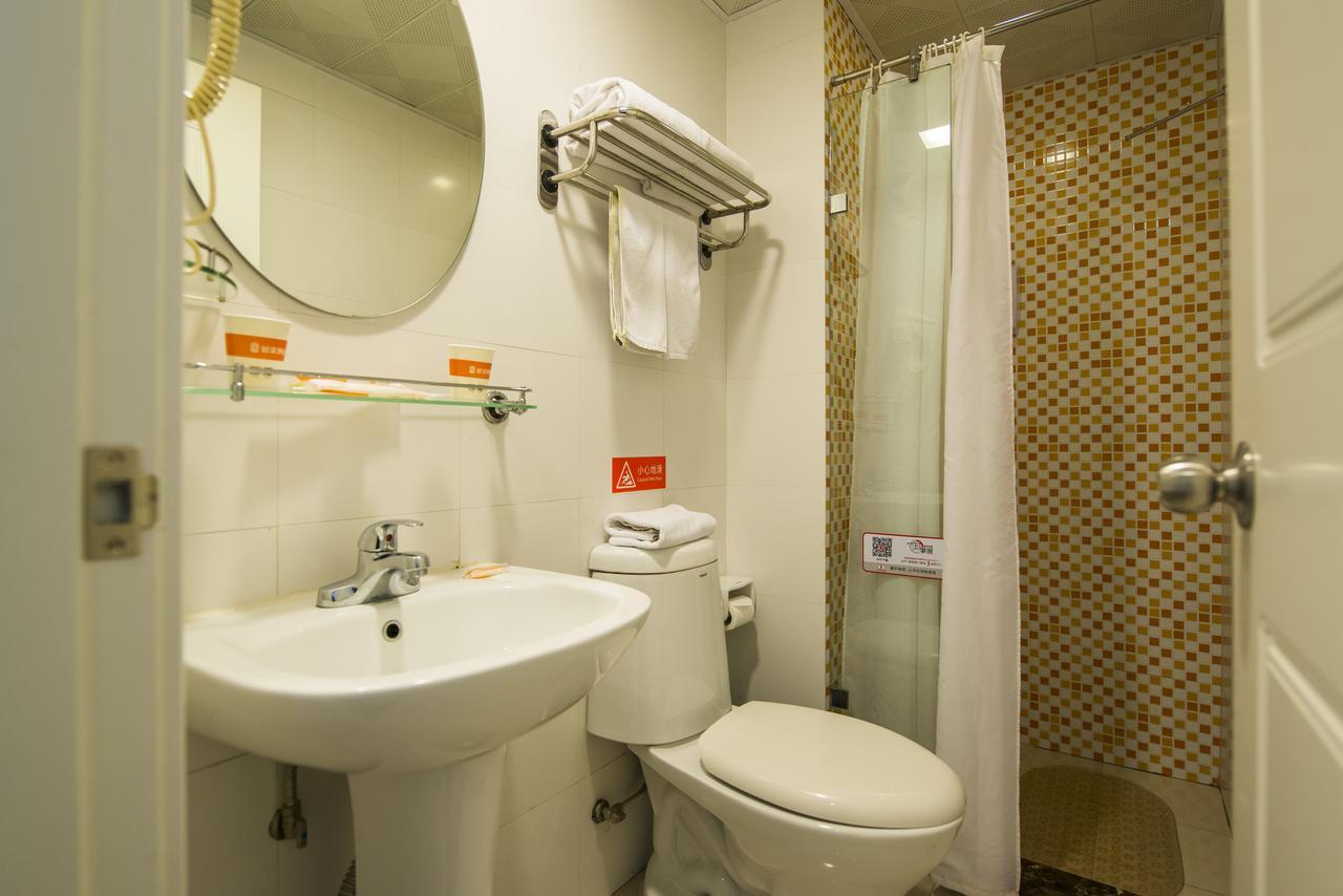Home Inn Beijing Dinghui Bridge Wuluju Metro Station Esterno foto